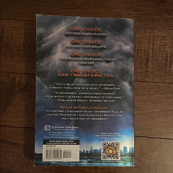 Divergent Book by Veronica Roth - Picture 2 of 6